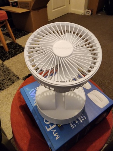 FOLDAWAY NEW COLLAPSIBLE FAN MINI DESKTOP FAST SPEED + FREE 4 AA BATERRIES - 第 12/24 張圖片