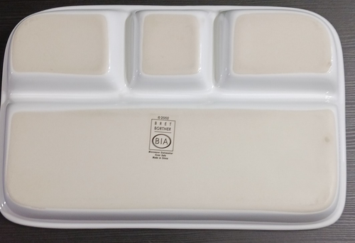 BRET BORTNER Crate & Barrel White Ceramic TV Dinner Tray New with Tags - Picture 16 of 17