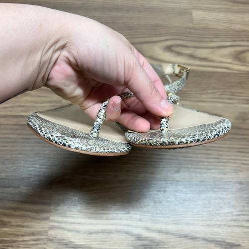 Vince Camuto Halana T-Strap Sandal Size 9.5 Snakeskin Print Buckle Shoe - Picture 6 of 9