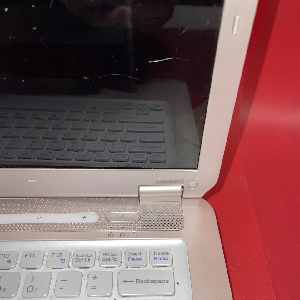 Portátil Sony modelo PCG-3E2L para piezas Foto 3 de 4