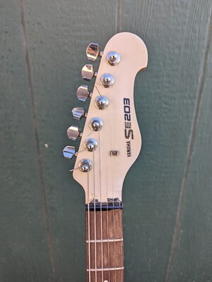 YAMAHA SE203 ホワイト ビンテージエレキギター Yamaha Se203 Black/Cream White Strat Style Electric Guitar