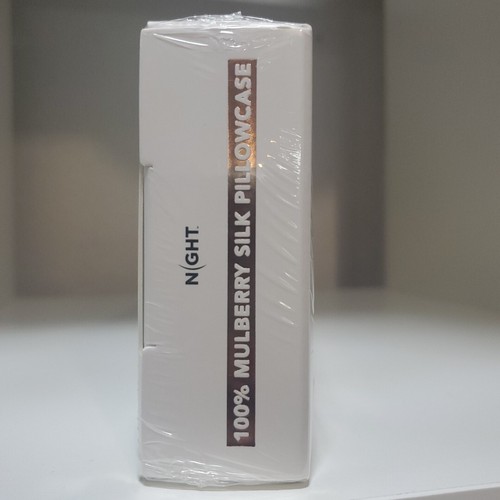  100% mulberry silk grey ,one pillowcase, Standard/queen 20"×30"  - Picture 3 of 3