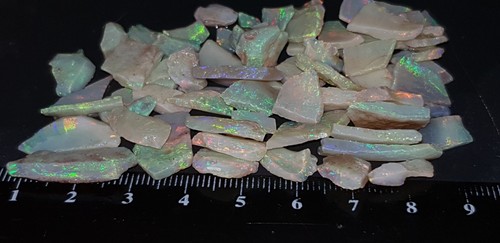 Australian Coober Pedy Genuine Rough Opal 96 Cts. Skin Shell's Small Stones - Picture 7 of 24