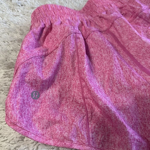 Lululemon Hotty hot shorts size 4 pink color - Picture 3 of 12