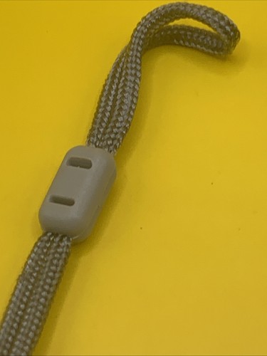 CANON FRONT LENS CAP 30.5mm MiniDV Camcorder - Snap-on w/Strap - Genuine - Picture 10 of 12