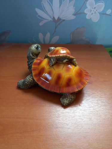 Schöne Resin Schildkröte und Baby - Bild 2 von 2
