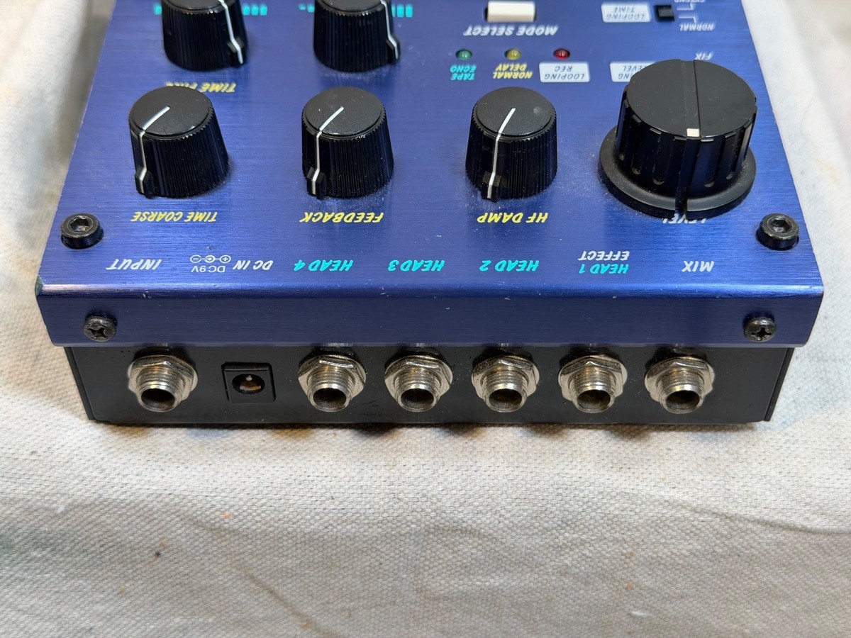 Akai E2 Head Rush Echo Guitar Effect Pedal for sale online | eBay