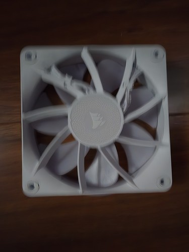 Corsair 120MM RX RGB ICUE Link Fans X3 ( Brand New) With System Hub And Cords🔥 - Picture 10 of 13