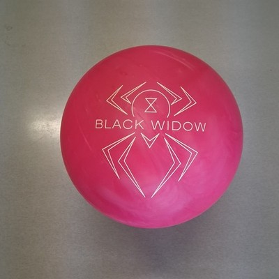 Hammer Black Widow Pink Pearl Urethane bowling ball 15 LB