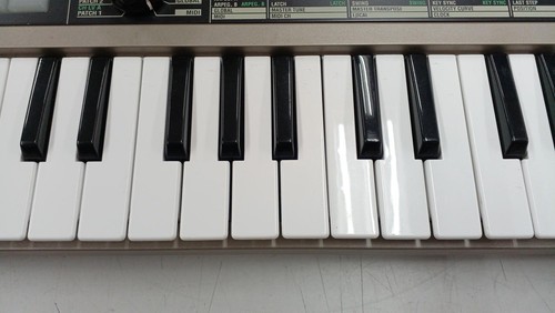KORG microKORG synthesizer Free Shipping From Japan - Picture 7 of 16