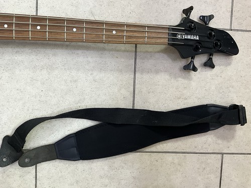 Yamaha Bass Guitar RBX 374 4 string black Active Electric 24 fret Removable St - Picture 5 of 16