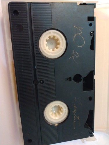 Jaws 1, Jaws 2 & 3 & The Revenge LOT 1975 VHS Roy Scheider  MCA Video - Bild 15 von 16