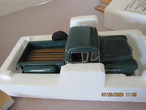 Danbury Mint 58 1958 Chevrolet Apache Stepside Half-Ton Pickup Truck Chevy Green - Picture 4 of 8