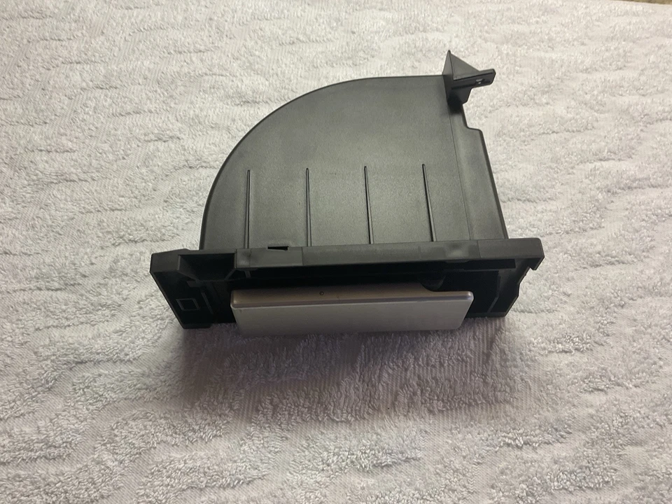 04-07 CHRYSLER CROSSFIRE CONSOLA CENTRAL PORTAVASOS 1936800391 Foto 2 de 4