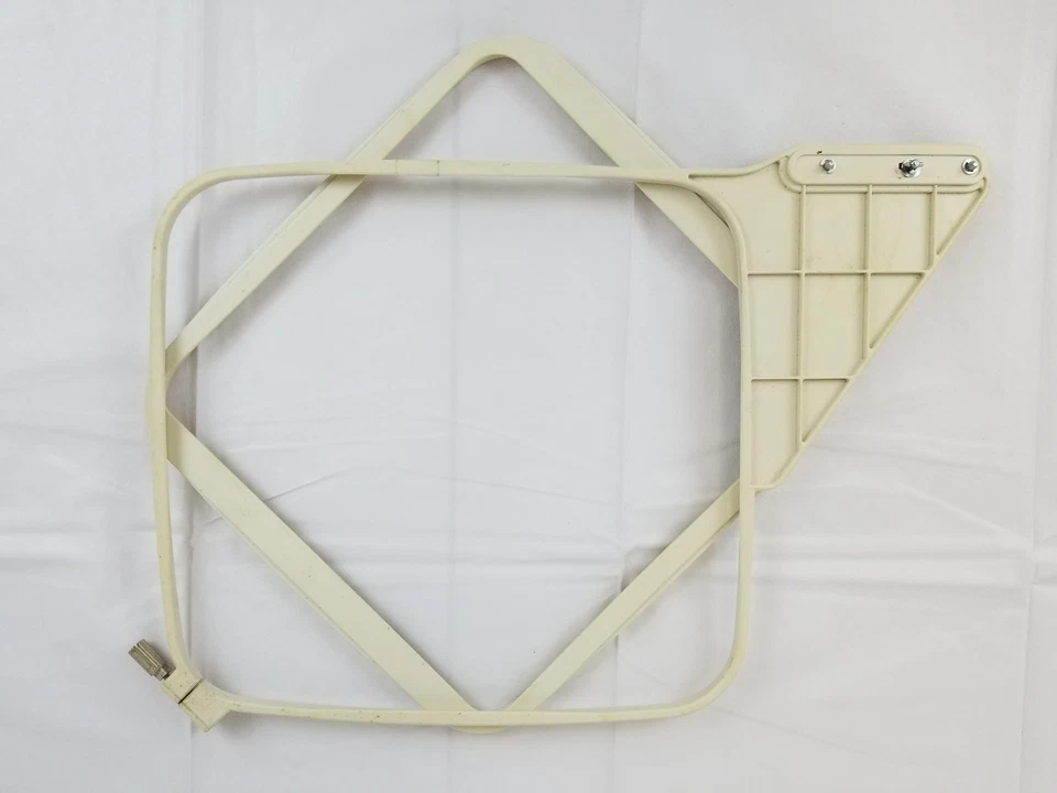 Janome Memory Craft 11000 Embroidery Hoop SQ - Image 4 of 4