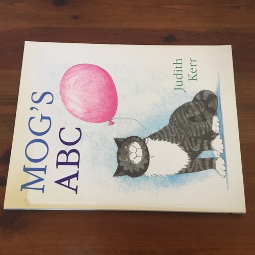 MOG’S ABC JUDITH KERR MOG’S AMAZING BIRTHDAY CAPER - PB - ADORABLE - Picture 2 of 12