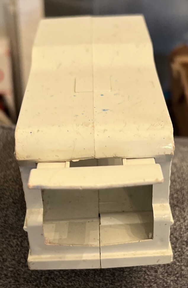 Picture 3 of 8
