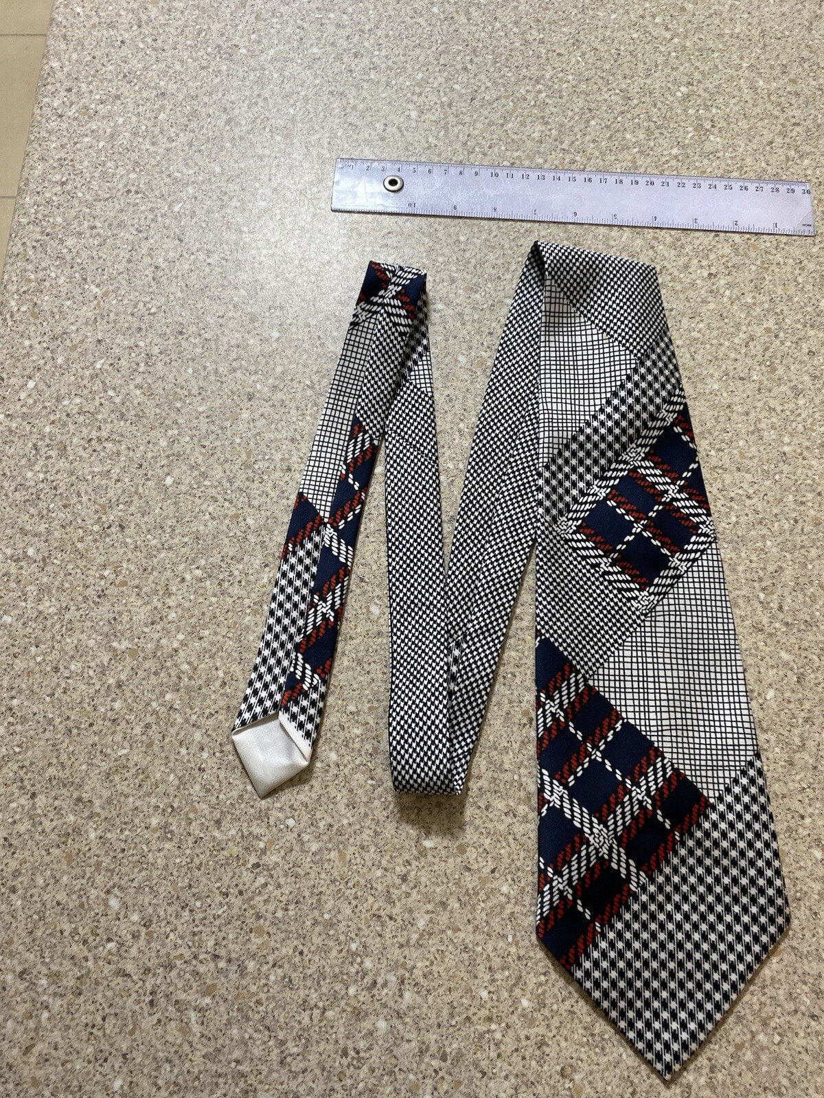 Picture 5 of 6