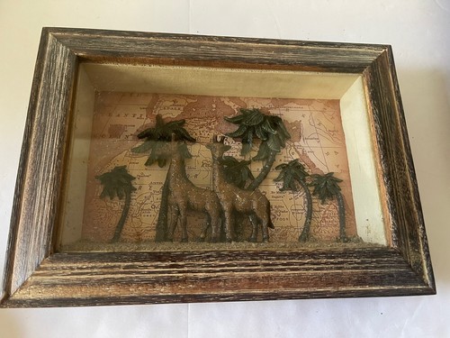Shadow Box African Elephant,Giraffe & Monkeys Relief Figures Behind Glass. - Picture 3 of 5