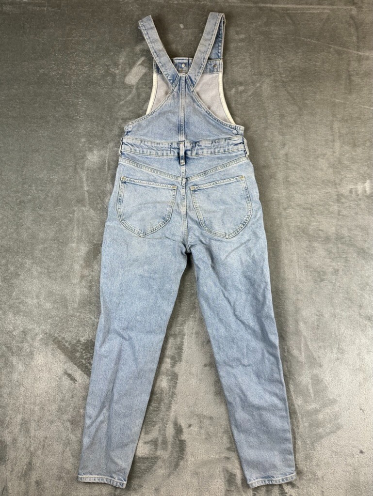 Picture 2 of 10