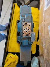 REXROTH Hydraulic Valve 4WRZ25W3-325-50/6A24N9EK4 Used 01202
