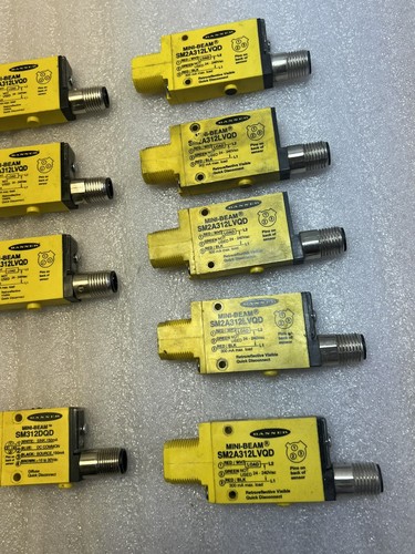 Lot 9 Banner SM2A312LVQD Mini-Beam AC-Voltage Industry Standard Sensor - Picture 3 of 3