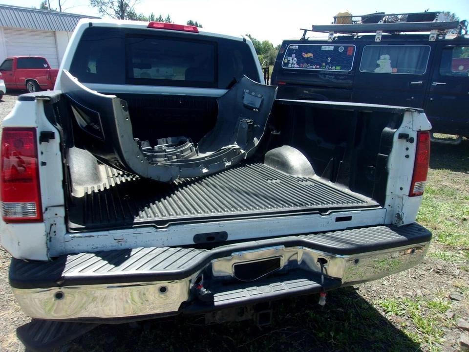 Used Front Right Seat Belt Front fits: 2013 Nissan Titan bucket and bench passen Foto 2 de 4