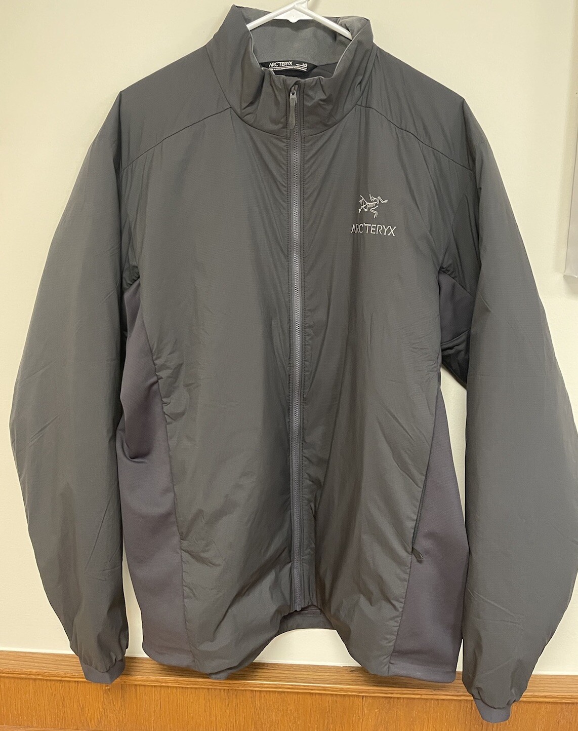 Chaqueta Arc’teryx Para Hombre Atom - Cremallera - Grande - Gris - Usada