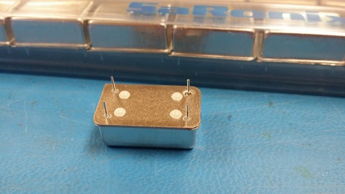(10pcs) S1523-6.176MHZ Saronix Crystal Oscillator - Picture 4 of 4