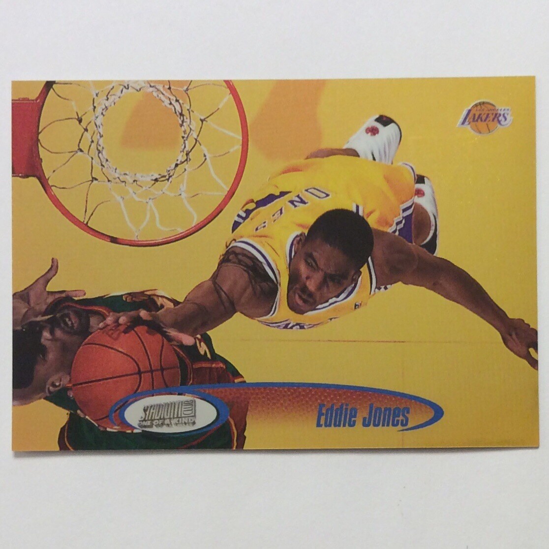1998-99 TOPPS STADIUM CLUB ONE-OF-A-KIND EDDIE JONES GOLD /150 LAKERS #1