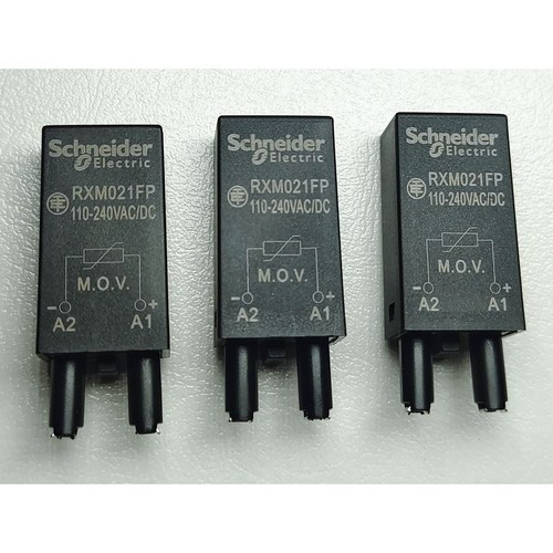 1 PIEZA Nuevo Original Schneider RXM021FP Relé Enchufe Envío Gratis - Imagen 2 de 9