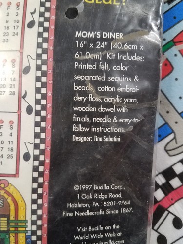 ❤️ Bucilla Needlecraft Sequin Calendar Kit "Mom's Diner" Jeweled 1999 16" x 24" - Picture 9 of 10