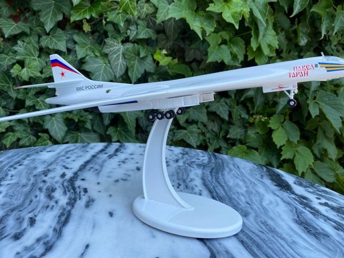 1:144-Scale Model Jet Fighter Model Airplane Russian TU-160 Bomber Backlight - Picture 9 of 23