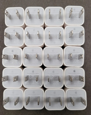 Lot of 20 Apple iPhone 5W USB Wall Charger Power Adapter Cube A1385