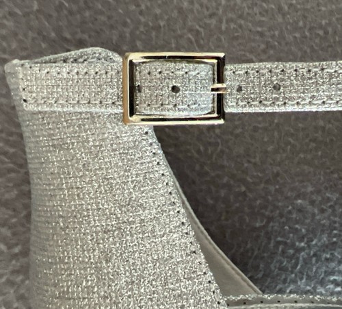 Sugar Noelle Low Dress Sandals Ankle Strap Silver Sparkle Glitter Size 7.5 M NIB - Picture 11 of 15