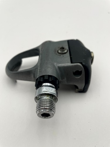 Shimano Ultegra 600 PD-6402 Road Bike Clipless Lock Pedal Black Gray Single - Picture 6 of 7