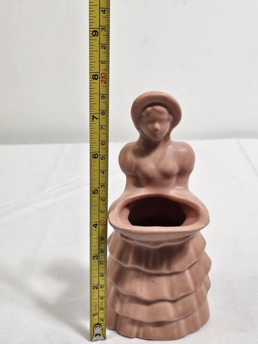 Vtg Haeger Pottery Woman Holding Basket Planter Pink Mauve Matte Bonnet Rebecca - Picture 7 of 9