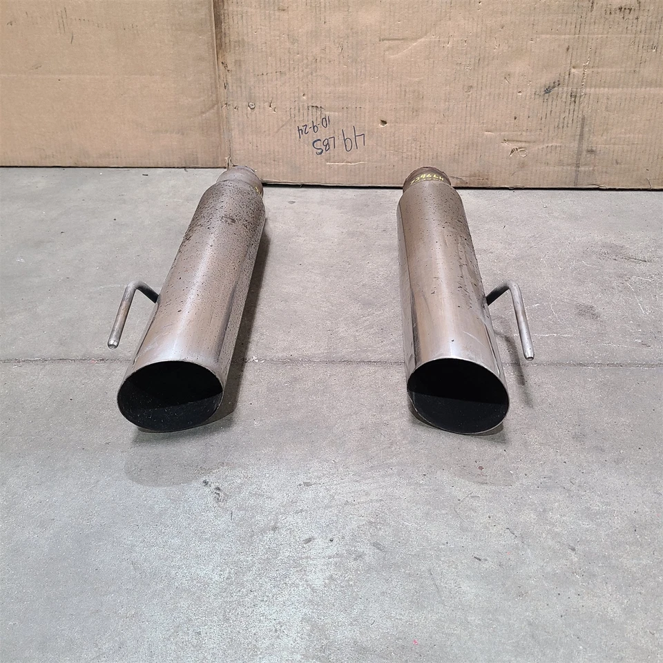 Комплект наконечников глушителей Magnaflow 2-1/2 дюйма для 99-04 Mustang GT Aa7346 - Изображение 2 из 4