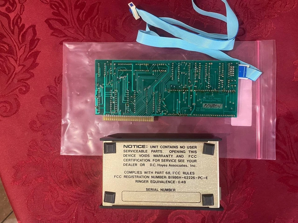 ✅  ⌘ Vintage Hayes Micromodem II Modem & Microcoupler w/ Cable for Apple II - Image 2 of 2