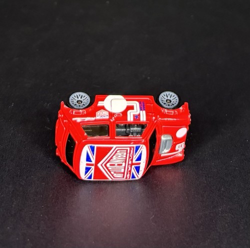 Hot Wheels NIGHTBURNERZ 8/10 MORRIS MINI Rosso 1:64 Auto Giocattolo - Foto 5 di 6