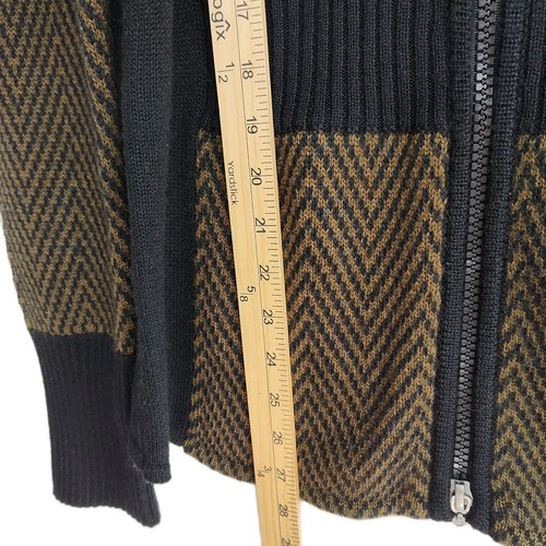 VTG Icelandic Design Full-Zip Women's Sweater, Large, Olive & Black Chevrons - Picture 7 of 12