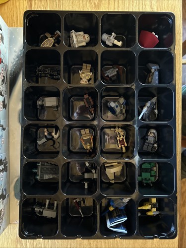 LEGO Star Wars: Star Wars Advent Calendar (9509) Christmas Holiday Darth Maul - Picture 4 of 4