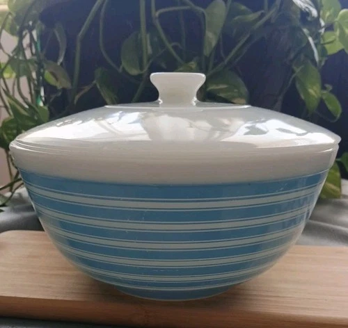 Vintage Pyrex Blue White Stripe 403 Mixing Bowl 2 1/2 Qt With Milk Glass Lid