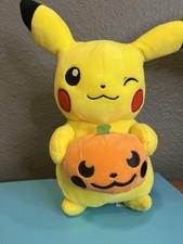 Pokemon Pikachu Halloween Seasonal Plush, 8-Inch Plush Toy Pumpkin