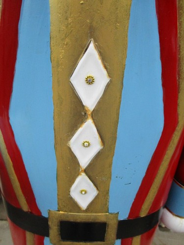 Large Nutcracker Statue - Picture 5 of 9