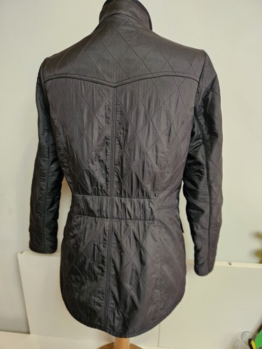 Chaqueta Acolchada Barbour Caballería Polarquilt Forrada Exterior Azul Marino Abrigo Damas Reino Unido 12 - Imagen 7 de 15