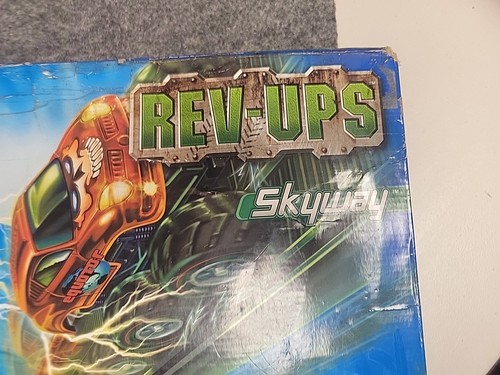 Hot wheels Skyway Rev-Ups Stunt Car Track Set - Picture 13 of 16