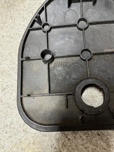 2014-2018 JEEP CHEROKEE FILTER ACCESS DOOR COVER GENUINE MOPAR 68260959AA - Picture 4 of 5