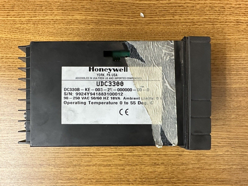 Controlador de temperatura Honeywell UDC3300 DC330B-KE-003-21-000000-00-0 **USADO** - Imagen 3 de 5