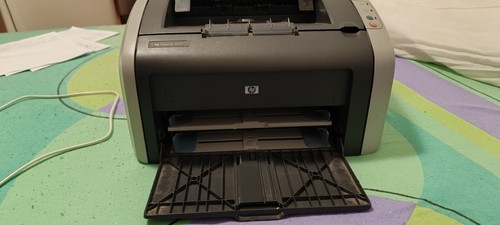 stampante hp laserjet 1010 formato A4 bianco nero - Foto 1 di 7